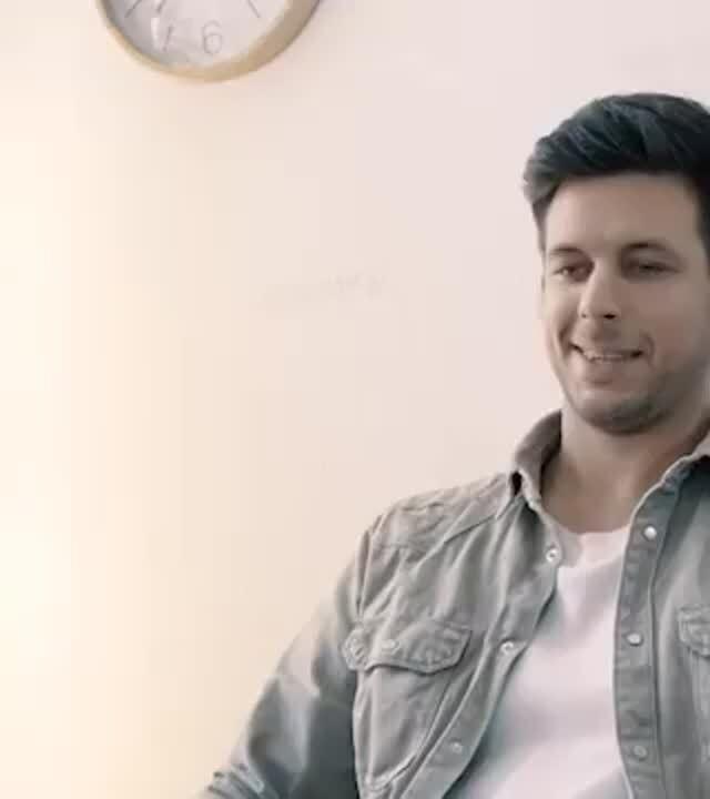 Die gute alte Sprachbarriere mit ihrem besten Freund - der peinlichen Stille. Wer hat diese Situation schon erlebt 