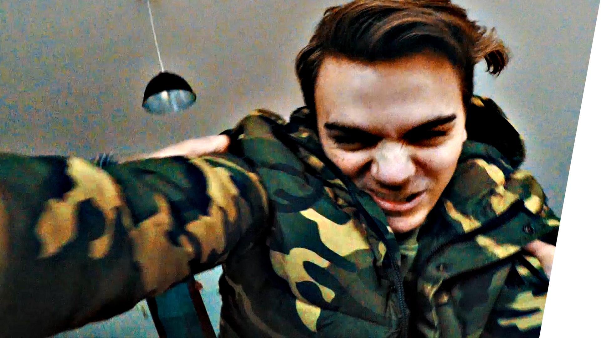 Die Junggesellen haben mich beklaut und angegriffen