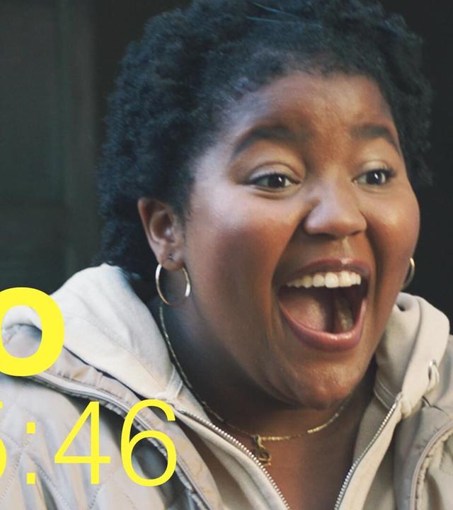 Friendsgiving - DRUCK Nora - Clip 46