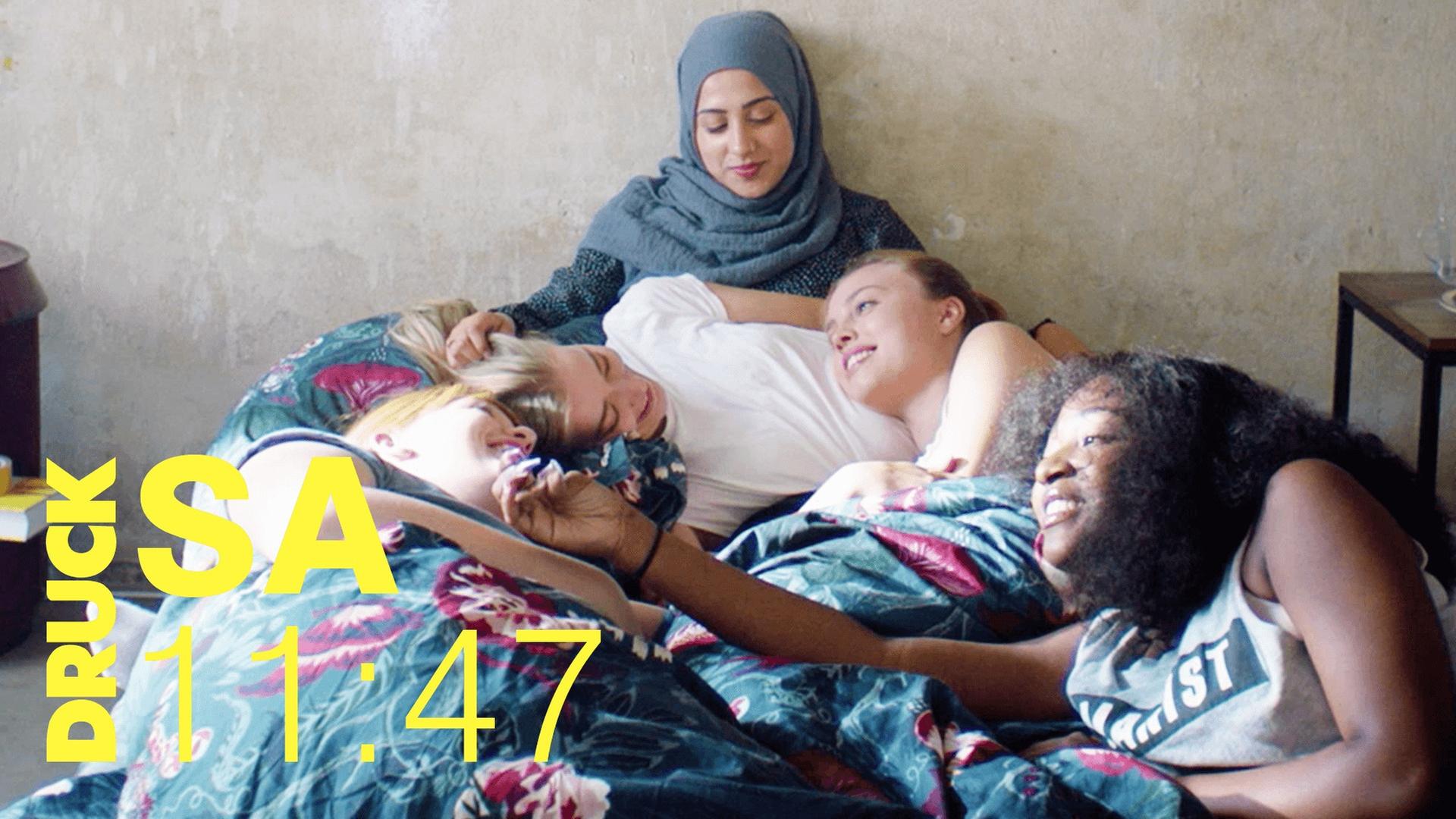 Girlstalk - DRUCK - Clip 184