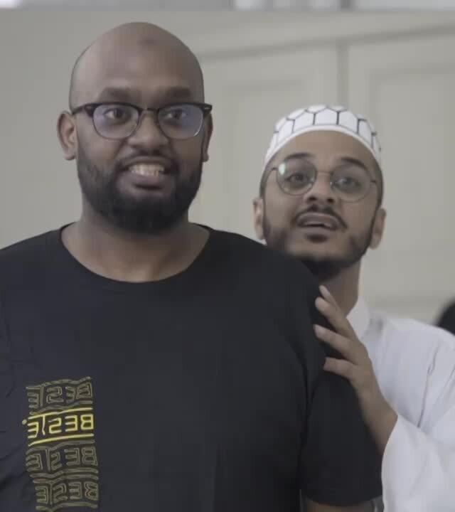 Heute ist der Ehrentag der Datteltäter Ehren-OGs Yassin und Yousif!  Mashallah, keiner lacht so schön wie ihr.