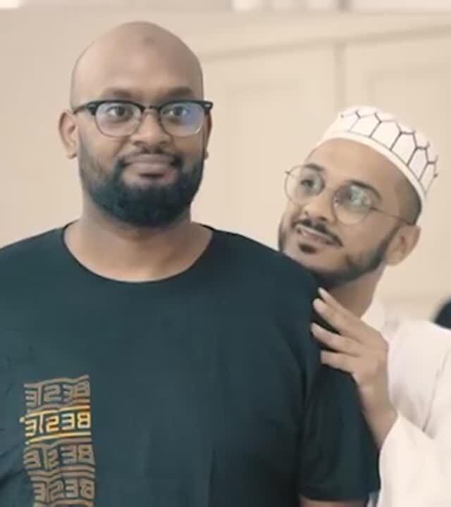 Hört ihr das auch immer von eurem Vater? Nein? Wir auch nicht  “Gespräche, die Muslime nie haben” ist jetzt online! Link jetzt in der Bio! .