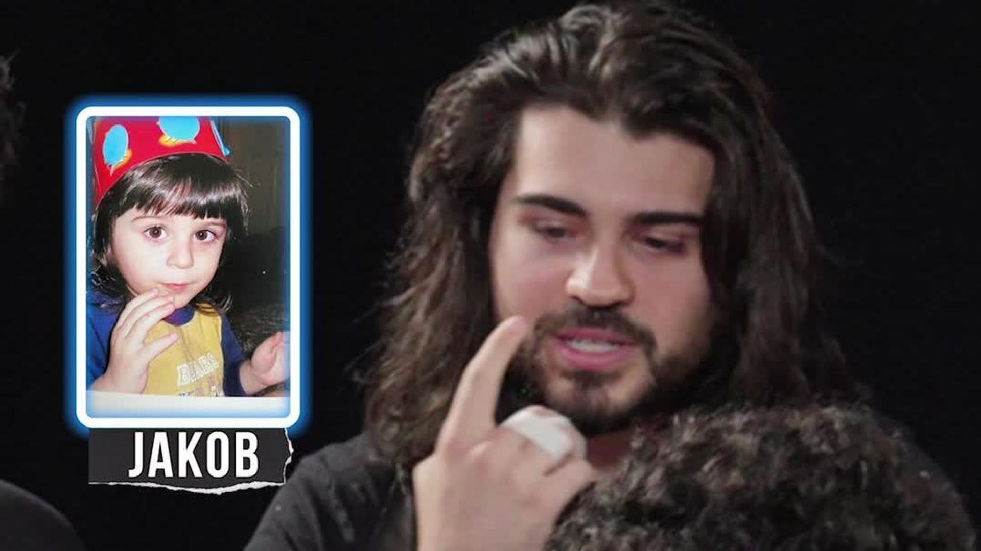 “Ich wollte immer Müllmann werden!” - FIND THE IMPOSTER