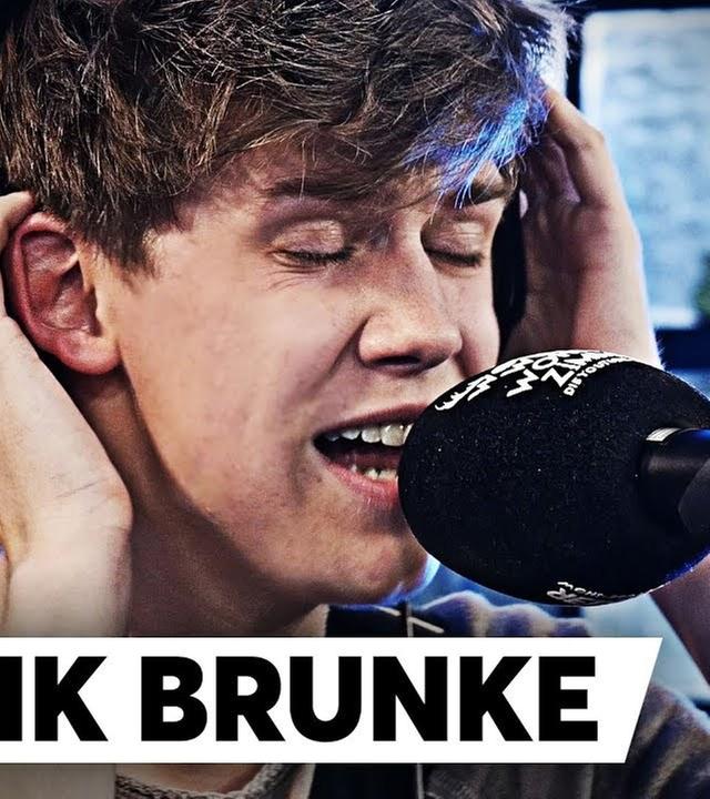 Jannik Brunke – „Du Stehst Auf Dich“ & „Nicht Ich“ - Live Session