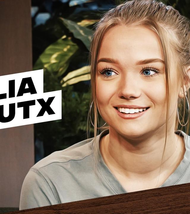 Krasser TV-Job, Dickpics, Tik Tok, Musik-Karriere uvm. - Julia Beautx im Talk