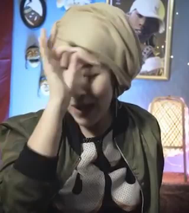 La Culture de la Haram - einfach konsequent und aus Prinzip alles haram. Und da soll man dann trotzdem Selbstliebe praktizieren! Ganzes Video zu dem Thema mit @ms_blackrock findet ihr in der Bio 