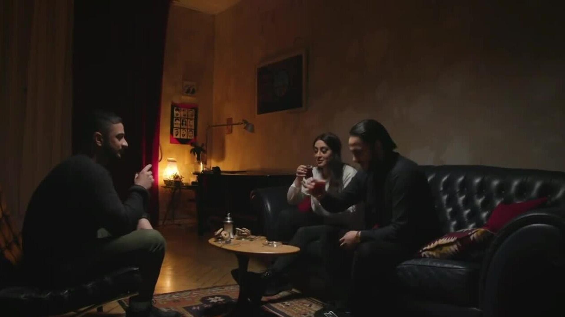 Letztes Jahr traf @das_younes die Hinterbliebenen Parmies und Kerim, sprach mit ihnen darüber, wie sie den rassistischen Terroranschlag und die Folgetage erlebt haben.