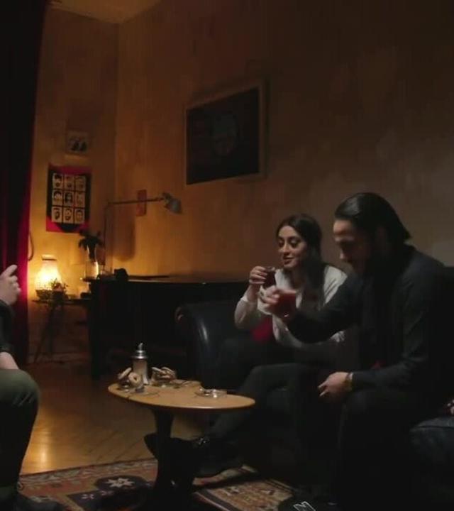 Letztes Jahr traf @das_younes die Hinterbliebenen Parmies und Kerim, sprach mit ihnen darüber, wie sie den rassistischen Terroranschlag und die Folgetage erlebt haben.