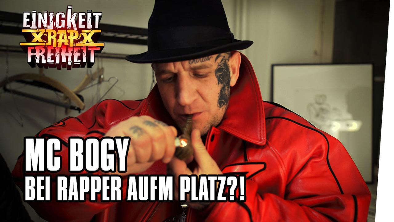 MC BOGY bei Rapper aufm Platz?! I Einigkeit x Rap x Freiheit