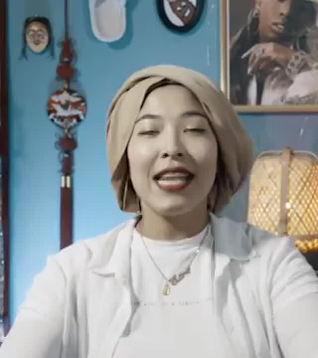 @ms_blackrock klärt diese Woche auf, wie das mit Hijabis und Friseurbesuchen aussieht. Link in der bio klicken und rüber auf YouTube Video gucken ‍️‍️