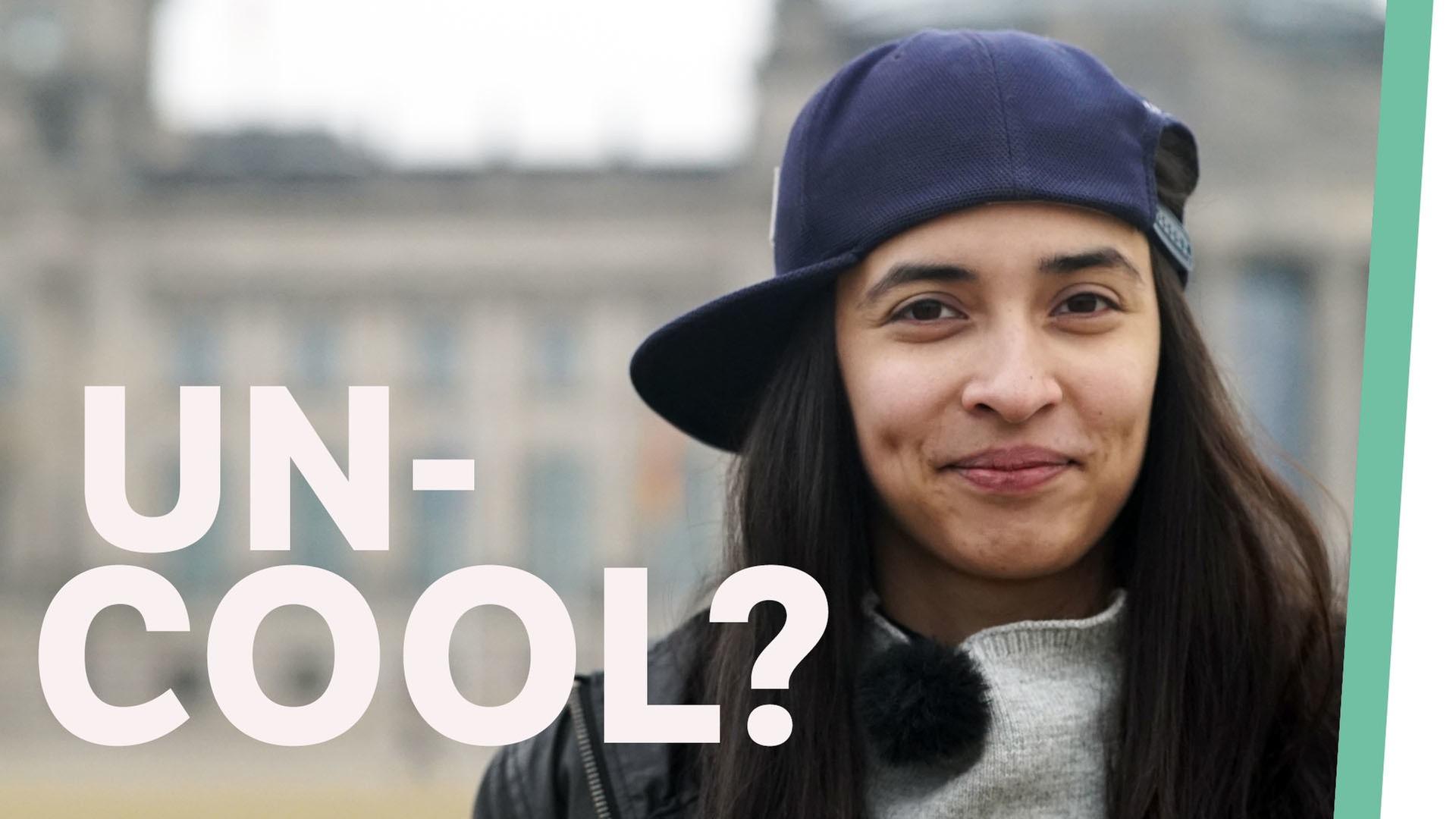 Politik – COOL oder UNCOOL? ? - Diana Kinnert - Auf Klo