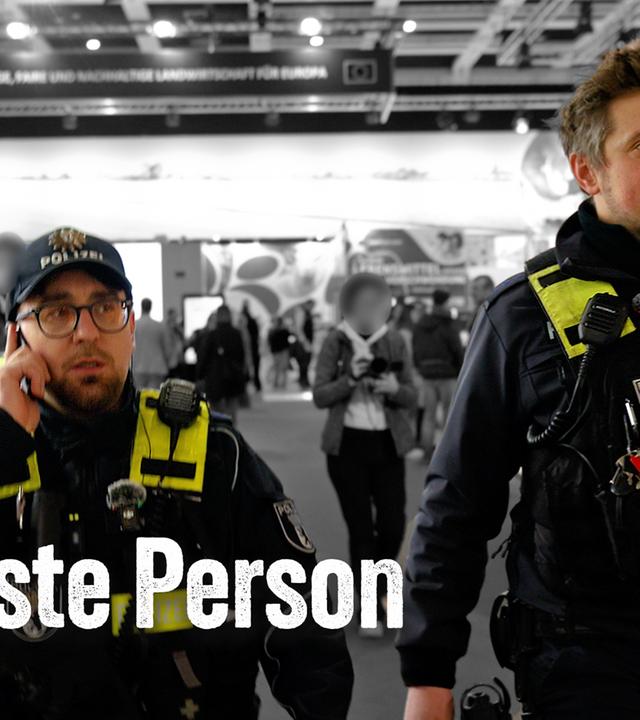 Polizei-Einsatz auf Berliner Messe - HUNDERTZEHN