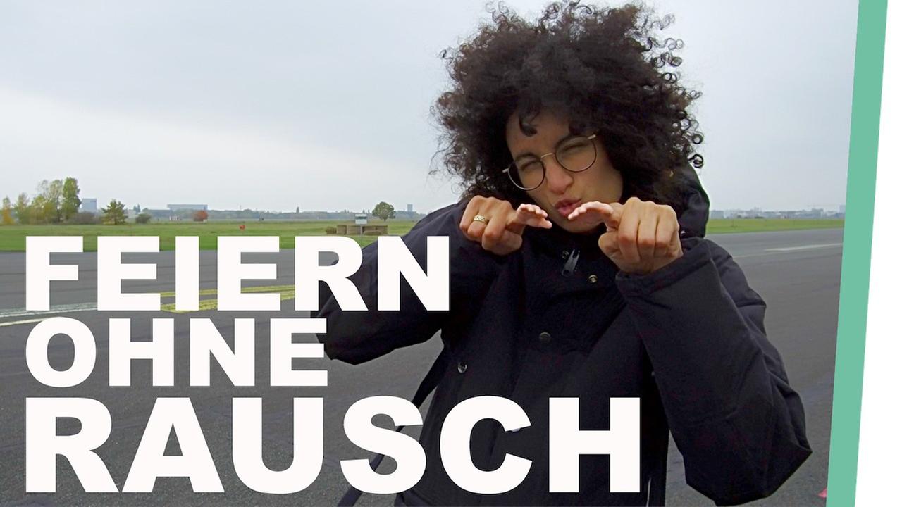 Sarah Farina: DJ ohne Drogen ? - Auf Klo