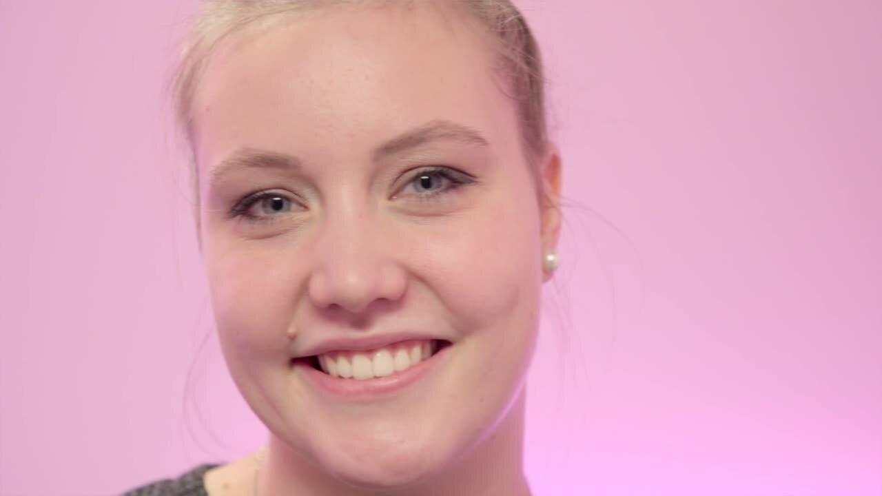 Sumoringen in Windeln? ?? - Auf Klo