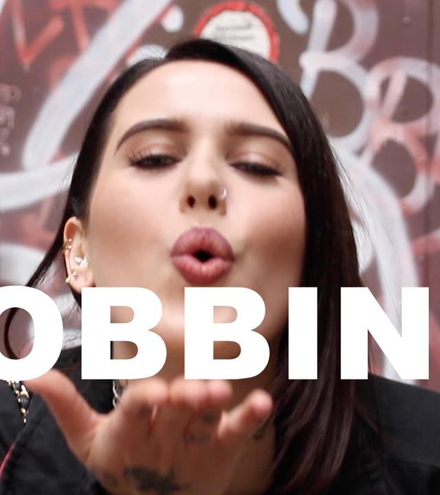 Suzie Grime: Was der Hass mit Dir macht ???- Auf Klo