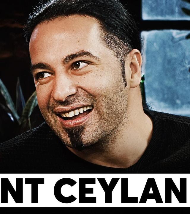 Umgang mit Hate, Angst der TV-Branche, Social Media uvm. - Bülent Ceylan im Talk