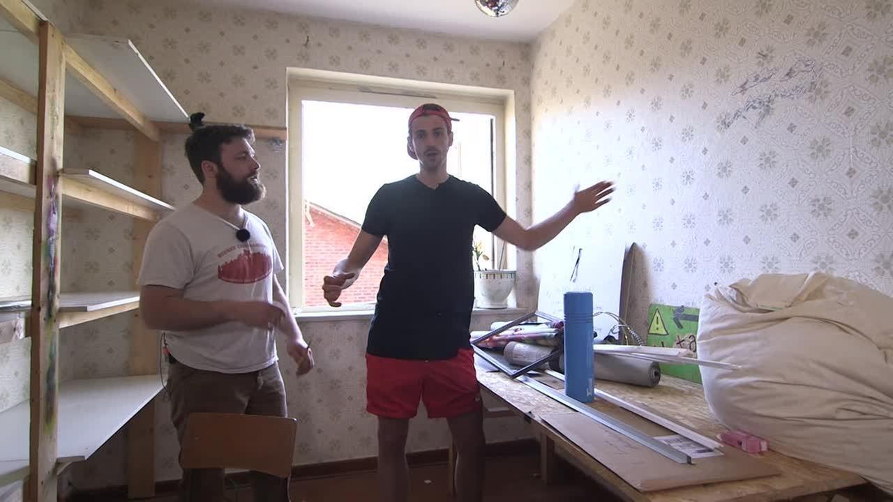 Wand einreißen / Büro bauen - Kliemannsland