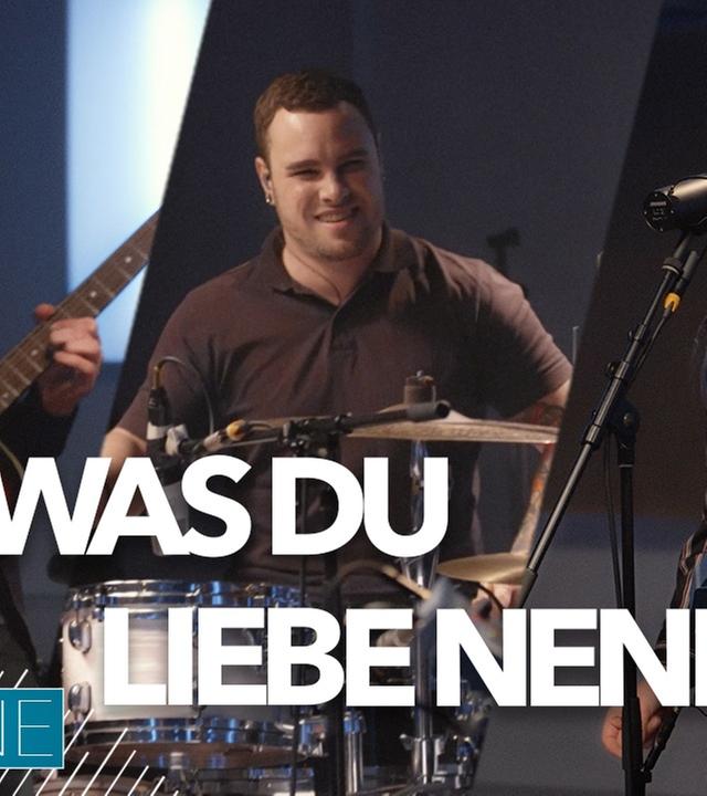 WAS DU LIEBE NENNST - BAUSA -- HOOKLINE LIVESESSION FEAT. PEPPA