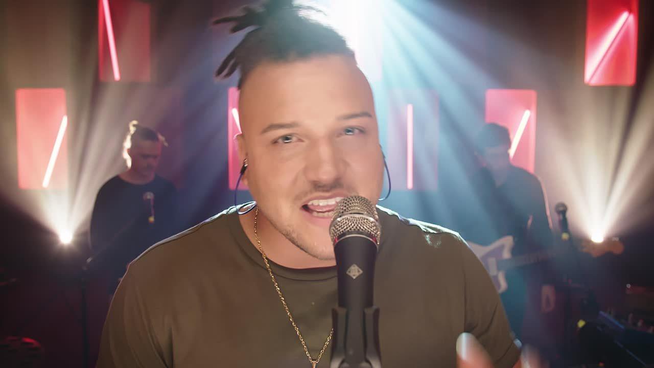 WE WISH YOU A MERRY CHRISTMAS - HOOKLINE BAND -- HOOKLINE LIVESESSION FEAT. LOS MONTEROZ