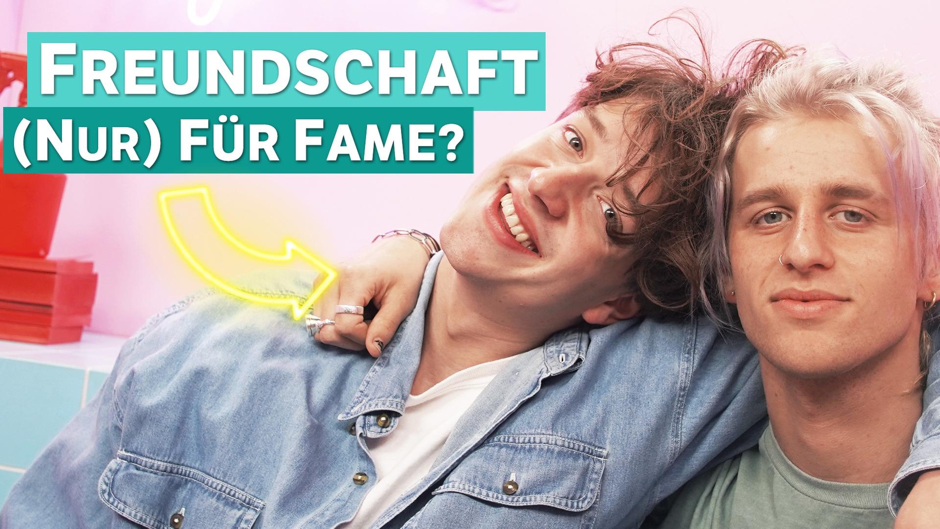 Why Nils: Kann man Freundschaft casten? - Auf Klo