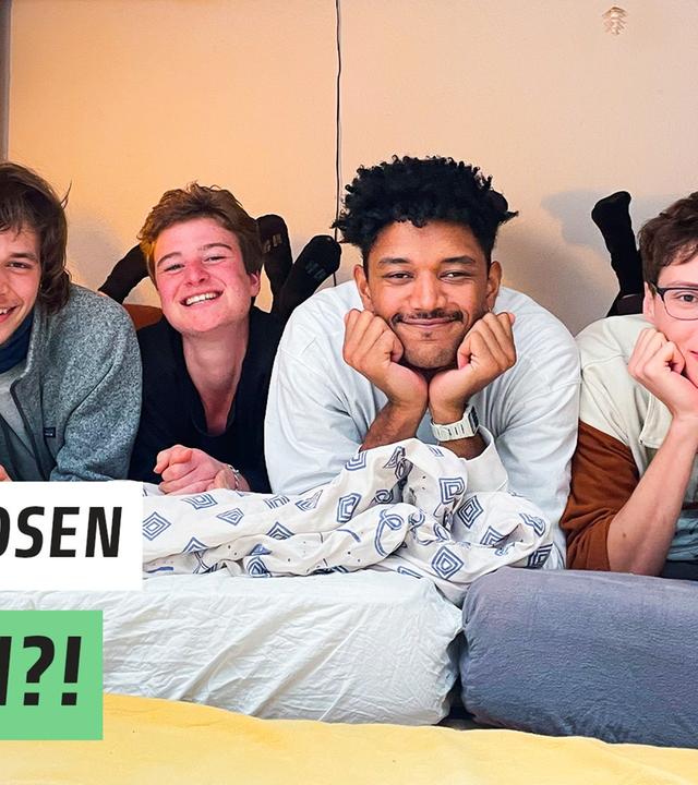 Zu sechst in einem Bett? Diese WG teilt sich ALLES!