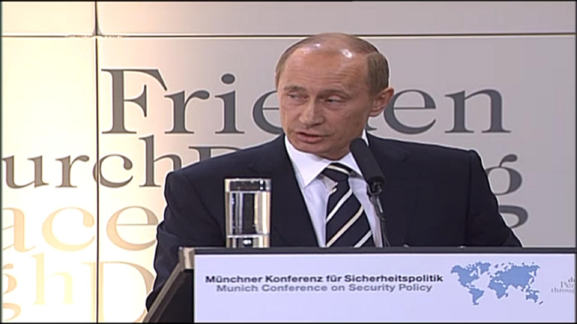 10.02.2007: Putin kritisiert USA-Politik