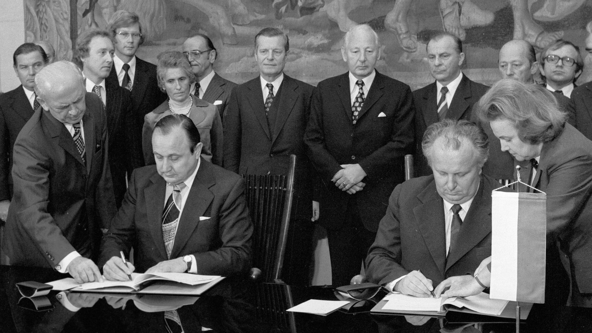 1976 - Bundestag verabschiedet Polen-Verträge (Teil 2)