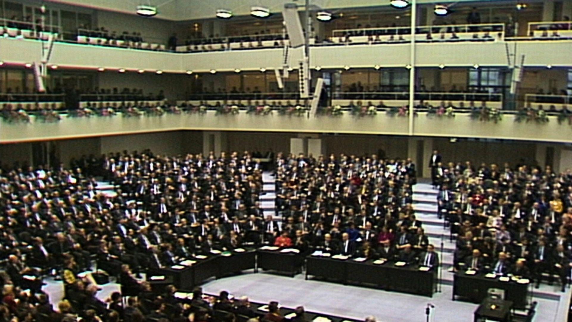 1990 - Demokratie kein "ewigwährendes Geschenk"