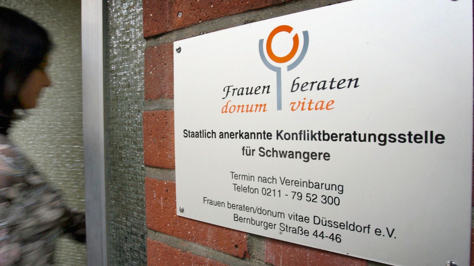 1999 - Gründung von Verein 'donum vitae'