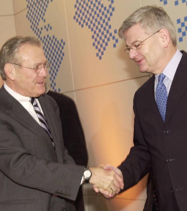 2003 - Fischer zum Irakkrieg: „I am not convinced“