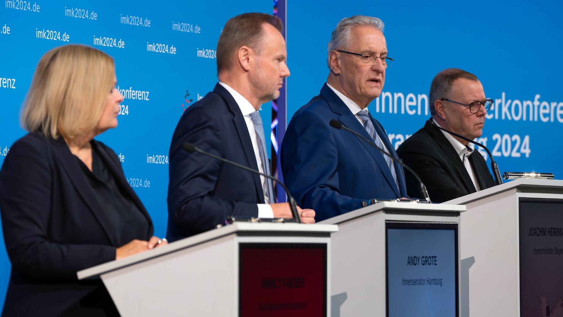 Abschluss Innenministerkonferenz in Brandenburg