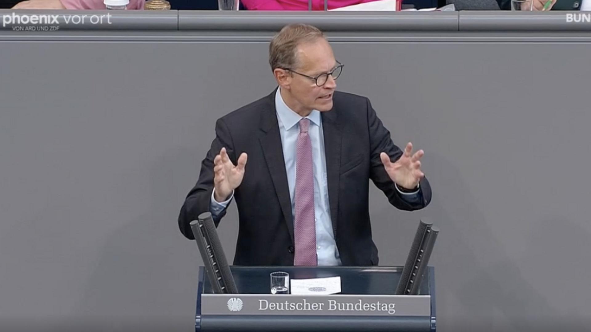 AfD-Anträge Afghanistan- und Syrienpolitik