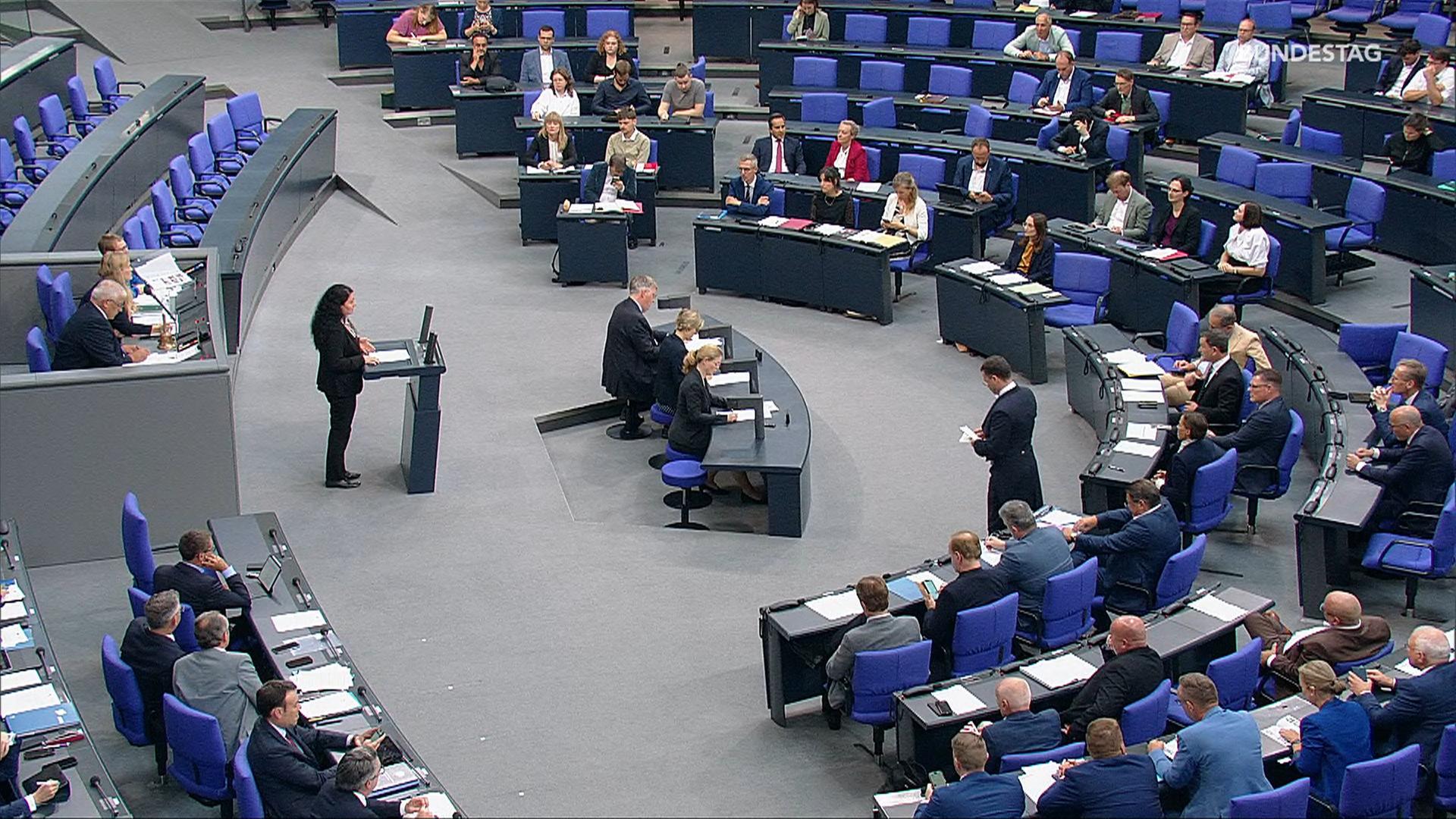 Aktuelle Stunde - Zehn Jahre "Wir schaffen das"