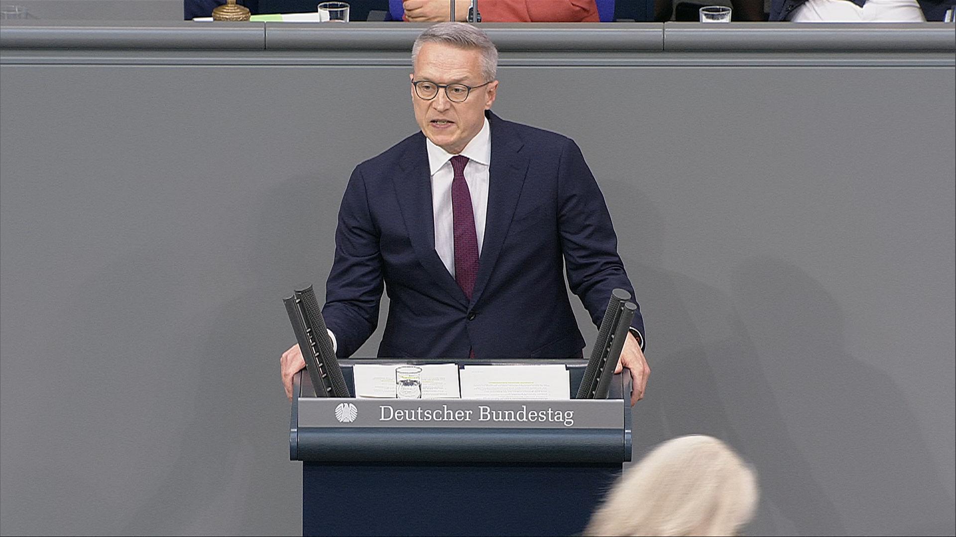 Aktuelle Stunde: Ein Jahr Digitalministerium