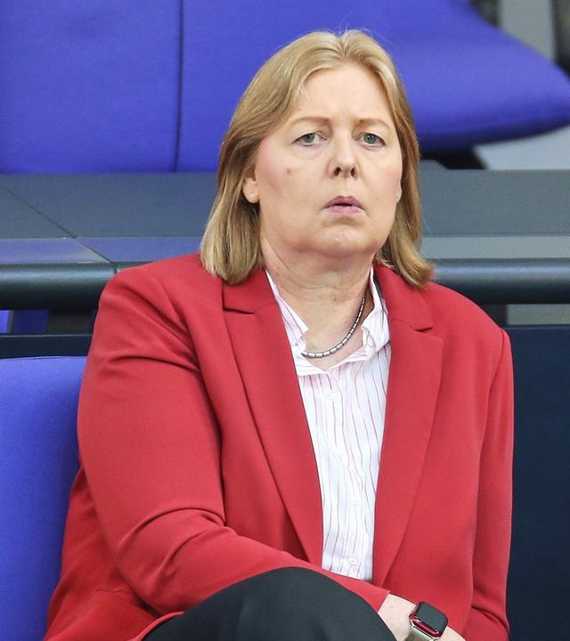 Aktuelle Stunde: Empfehlungen der Rentenkommission