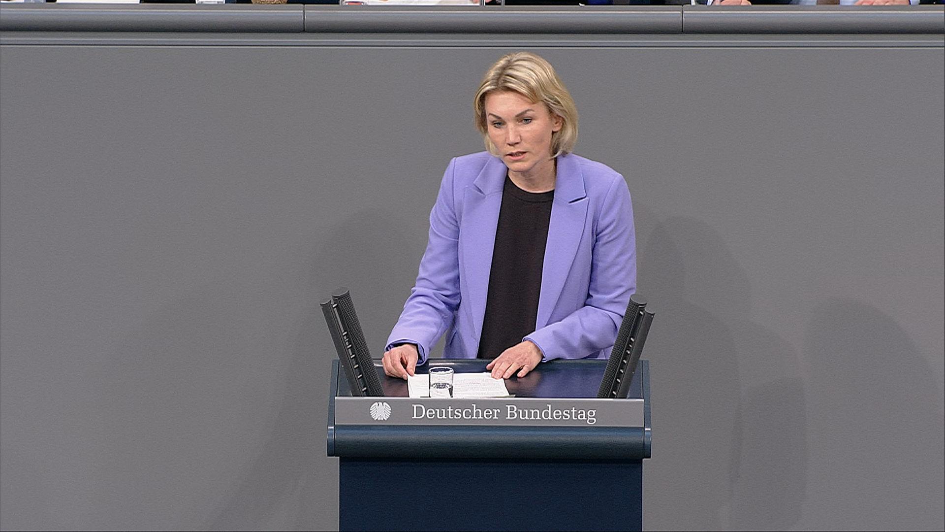 Aktuelle Stunde zu Gewalt gegen Frauen und Mädchen