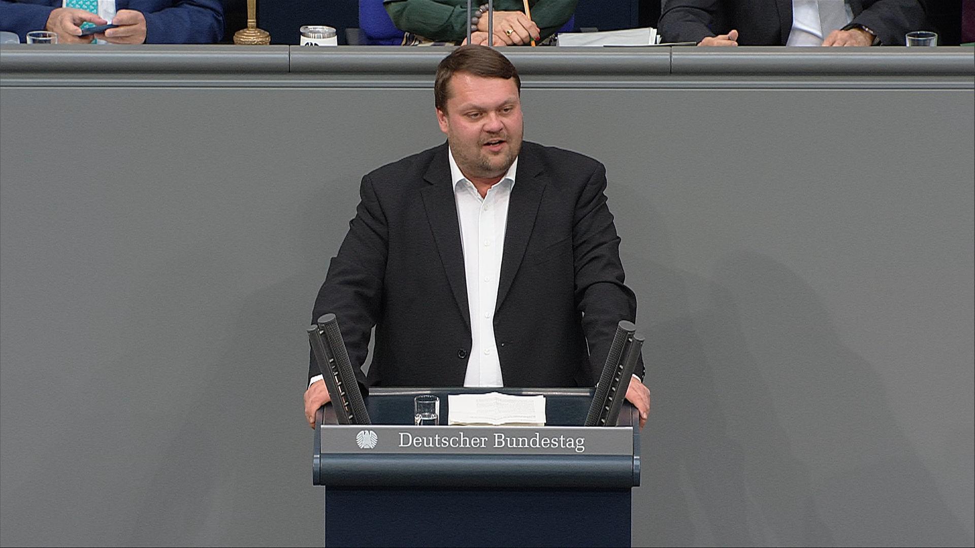 Anträge Grüne und Linke zum Nahverkehr