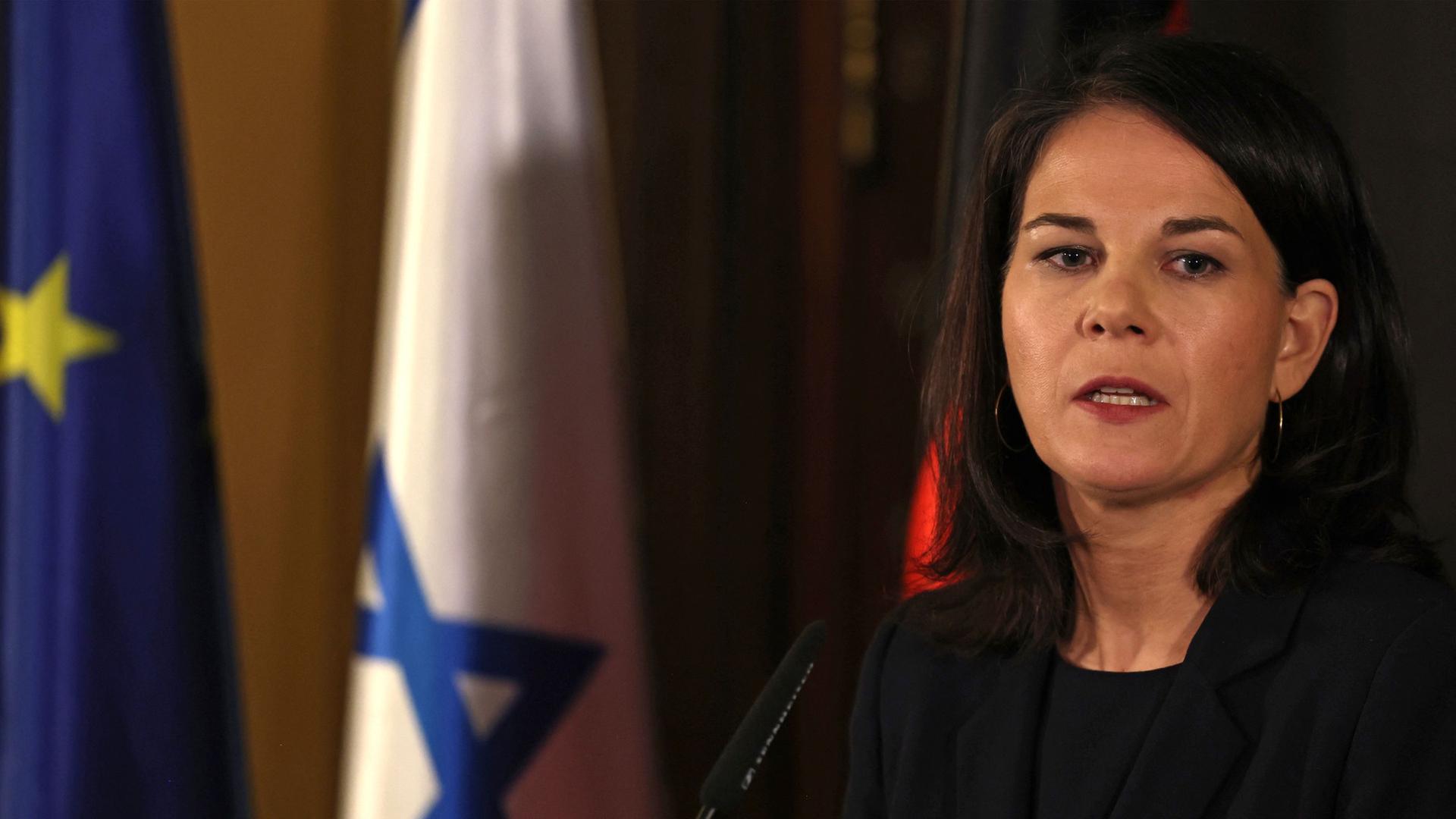 Baerbock zu Gesprächen in Israel