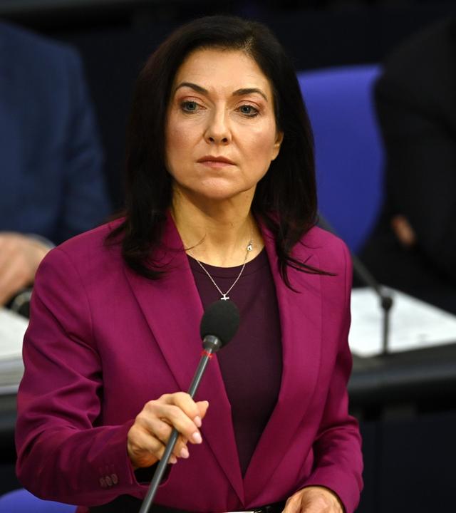 Befragung von Schnieder und Reiche