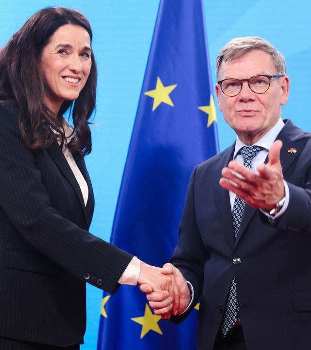 Berlin: Besuch der neuen ungarischen Außenministerin Orbán
