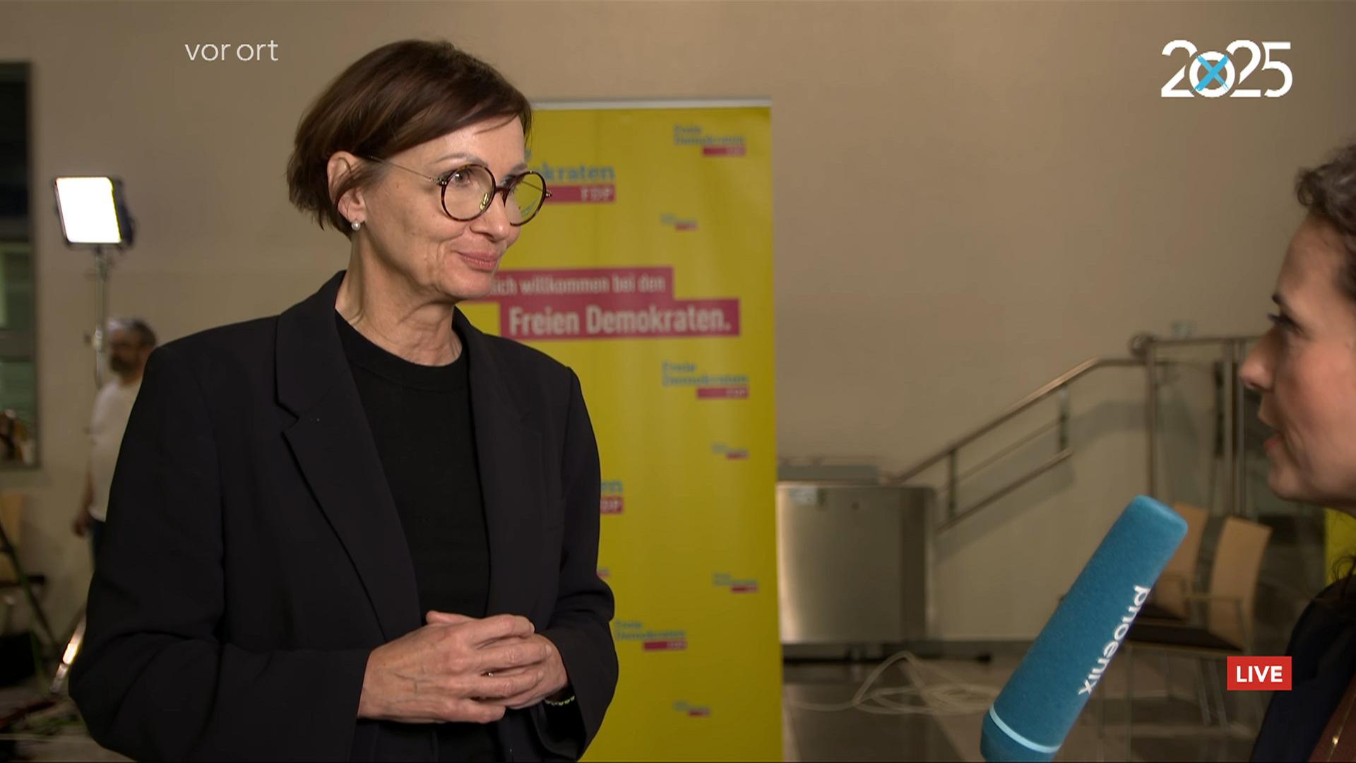 Bettina Stark-Watzinger (FDP) zur Wahl