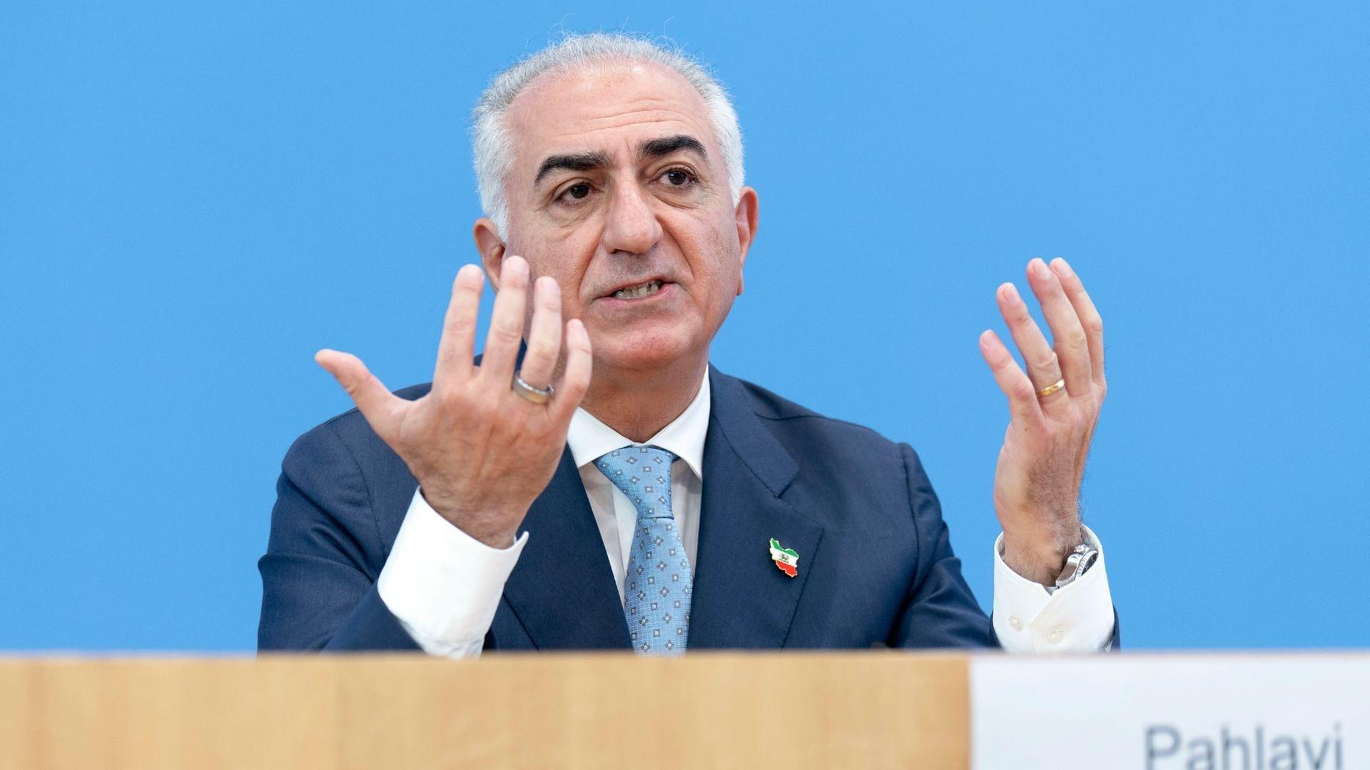 BPK: Reza Pahlavi in Berlin [Deutsche Version]