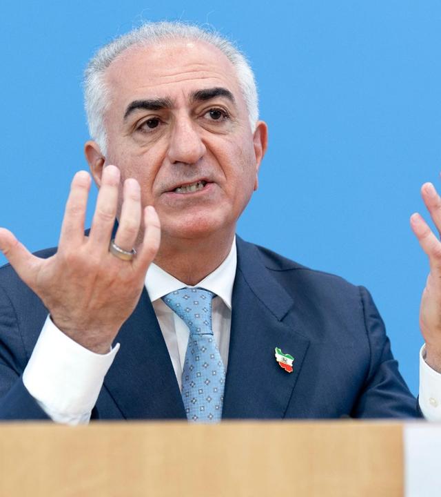 BPK: Reza Pahlavi in Berlin [English Version]