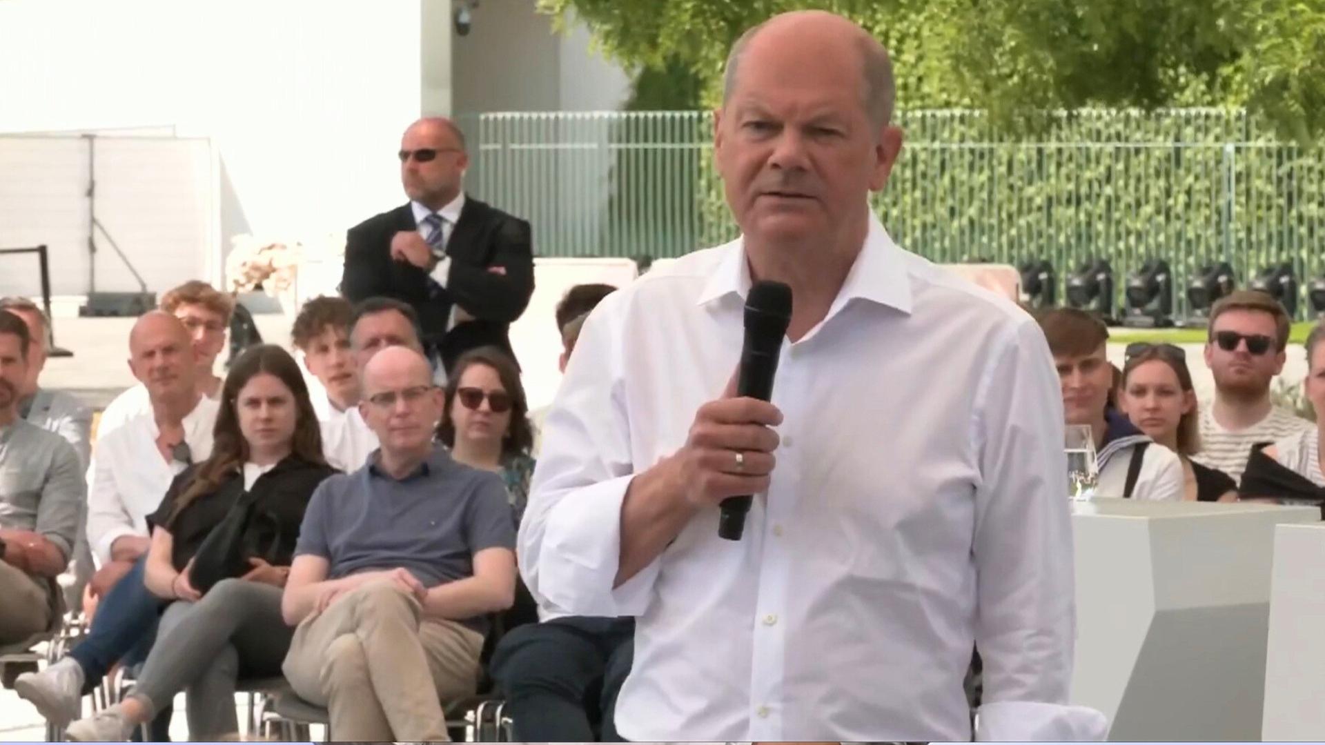 Bundeskanzler im Bürgergespräch