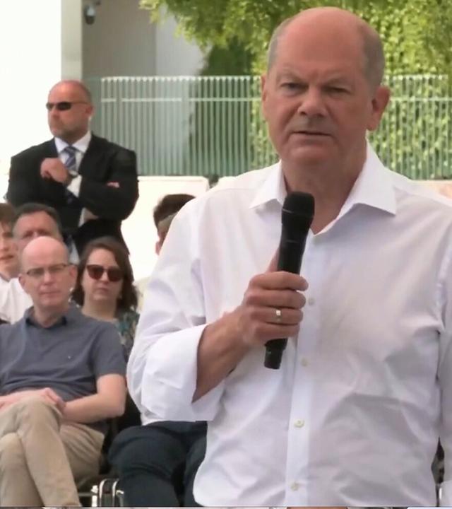 Bundeskanzler im Bürgergespräch