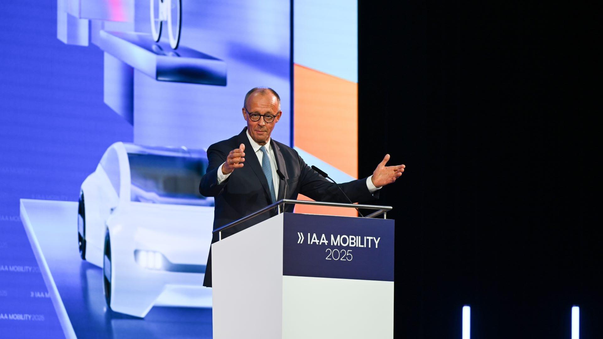 Bundeskanzler Merz eröffnet IAA Mobility