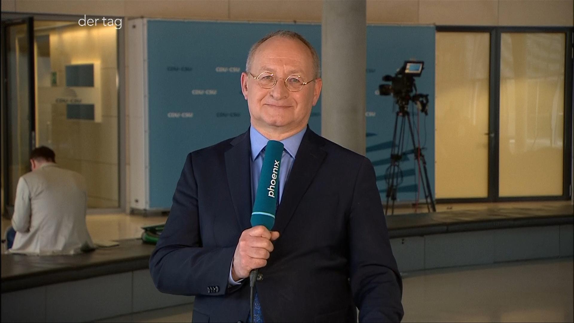 Bundesregierung: "Beide Seiten nicht mit Ruhm bekleckert"