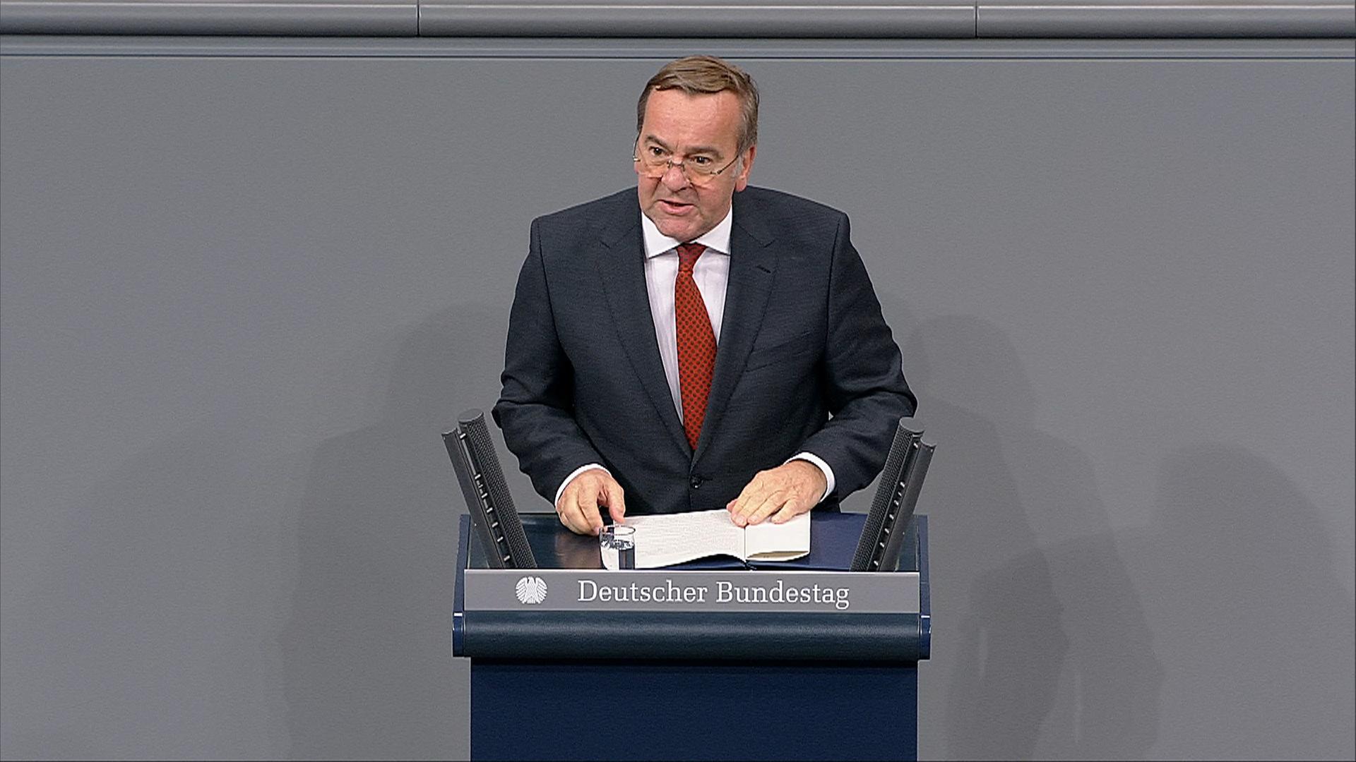 Bundestag: 70 Jahre Bundeswehr