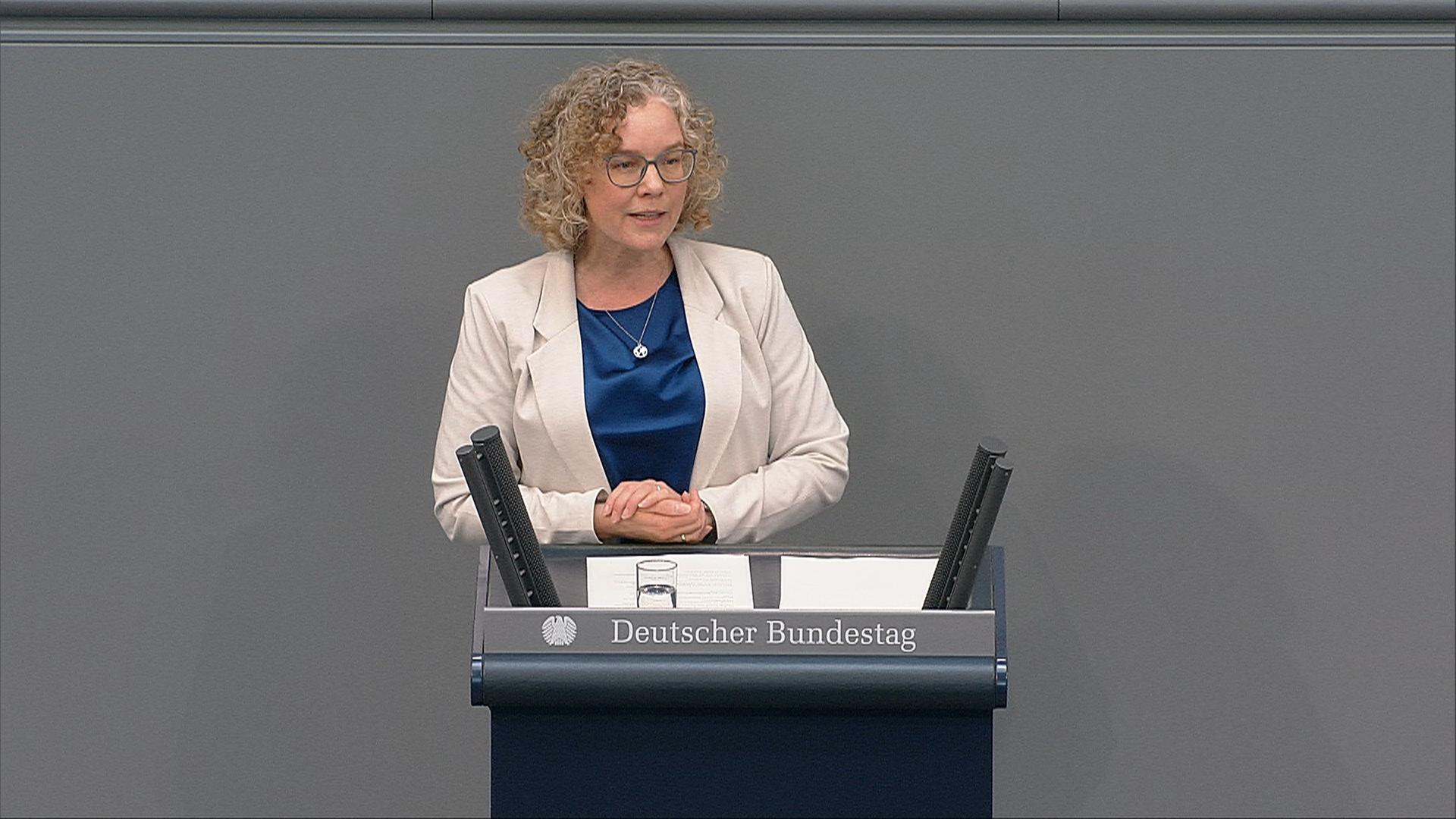 Bundestagsdebatte zum Verbrenner-Aus