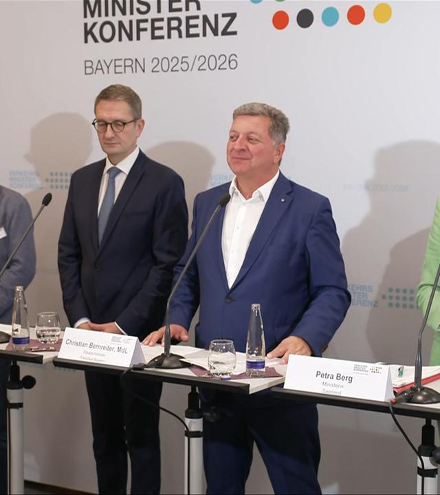 Bundesverkehrsminister Schnieder (CDU) zum Deutschlandticket